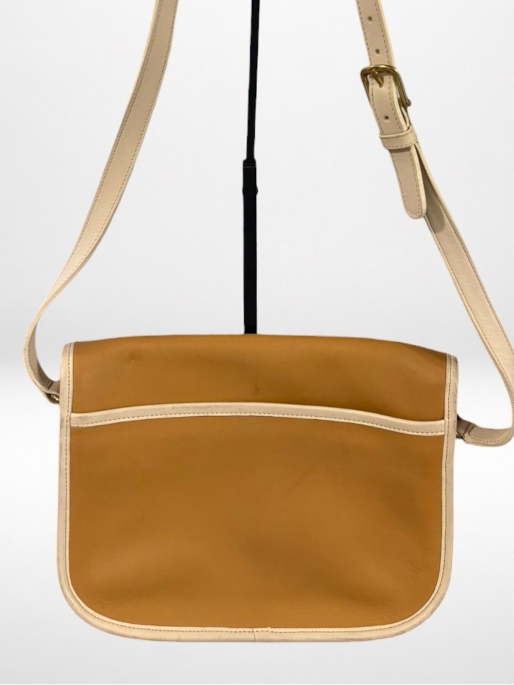 COACH Vintage City Spectator Crossbody Bag Tan Cream Leather Turn Lock 1980s - Picture 2 of 14